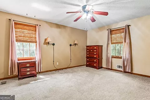 Bedroom - 14247 Woolsey Rd, Hampton, GA 30228 photo 5 of 7