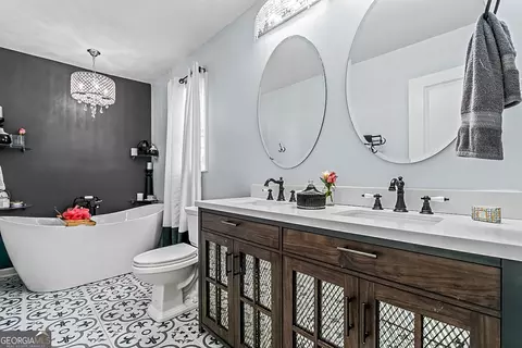 Bath - 14247 Woolsey Rd, Hampton, GA 30228 photo 1 of 12