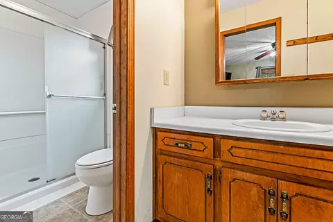 Bath - 14247 Woolsey Rd, Hampton, GA 30228 photo 8 of 12