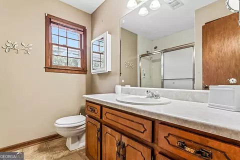 Bath - 14247 Woolsey Rd, Hampton, GA 30228 photo 11 of 12