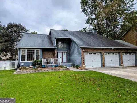 1551 Tennessee Walker Dr NE, Roswell, GA 30075