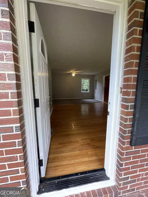 109 Alton Dr, Lagrange, GA 30241 photo 3