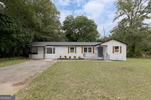 707 N Houston Lake Blvd, Centerville, GA 31028