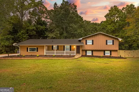165 Holly Hill Rd, Fayetteville, GA 30214