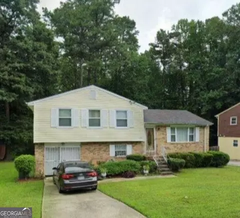 6695 Hidden Brook Trl, College Park, GA 30349