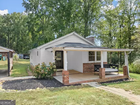 8138 Skitts Mountain Rd, Lula, GA 30554