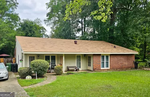 6046 Warm Springs Ct, Columbus, GA 31909