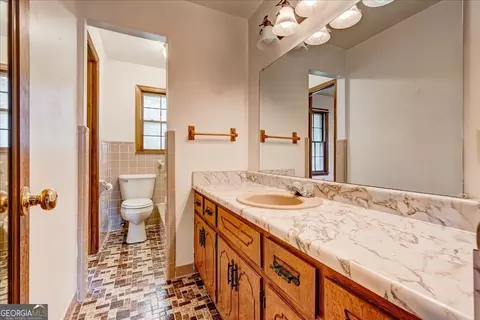 Bath - 80 Mcdonough St, Hampton, GA 30228 photo 1 of 3