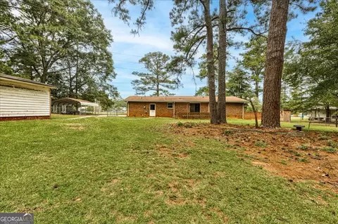 Exterior - 80 Mcdonough St, Hampton, GA 30228 photo 3 of 6