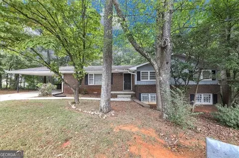 465 N Hairston Rd, Stone Mountain, GA 30083