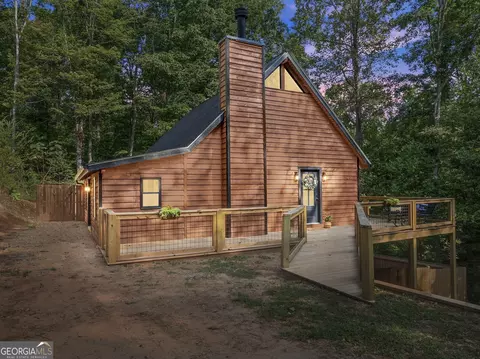 548 Laurel Cir, Dahlonega, GA 30533