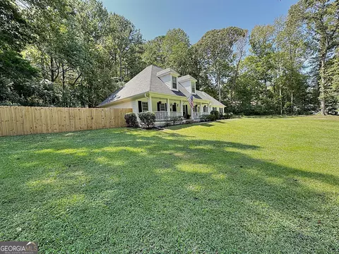 104 Brookwood Dr, Lagrange, GA 30240 photo 2