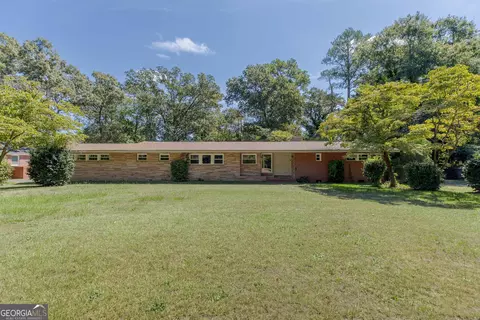 102 Edna Pl, Warner Robins, GA 31093