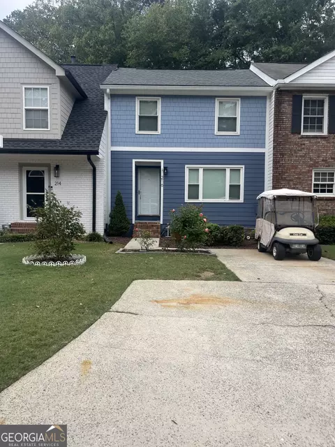 216 Flat Creek Ct, Peachtree City, GA 30269