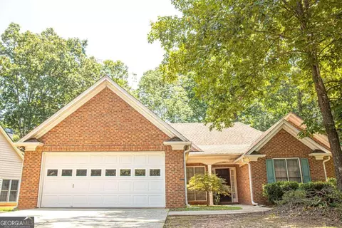 550 Creek Stone Ln, Stone Mountain, GA 30087