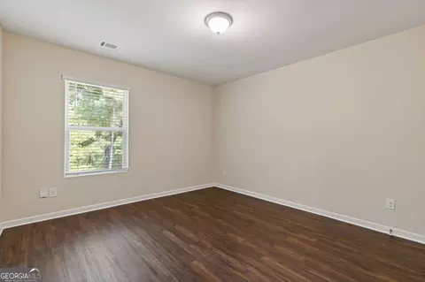 1041 Eldon Ln, Fairburn, GA 30213 photo 25