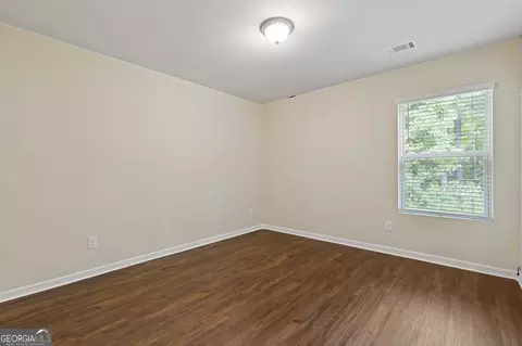 1041 Eldon Ln, Fairburn, GA 30213 photo 22