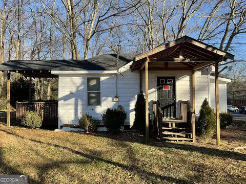 119 Spring St, Newnan, GA 30263