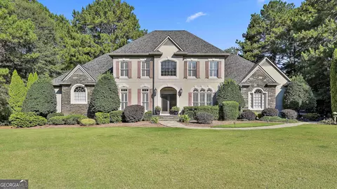 765 Birkdale Dr, Fayetteville, GA 30215