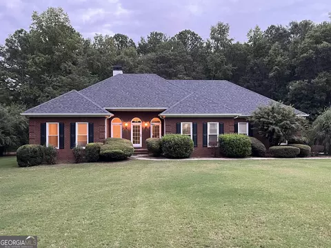202 Maplewood Cir, Griffin, GA 30224