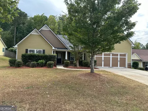 443 Castle Top Ln, Lawrenceville, GA 30045