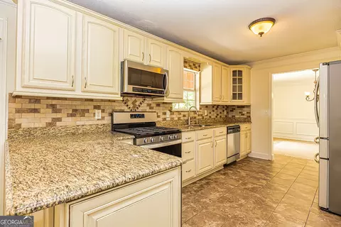 944 Field View Dr, Mcdonough, GA 30253 photo 13