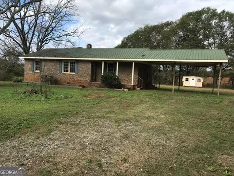 92 Holmes Rd, Dewy Rose, GA 30634