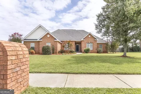 101 Clarissa Dr, Warner Robins, GA 31088