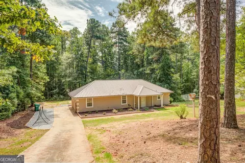 135 Partridge Dr, Monticello, GA 31064