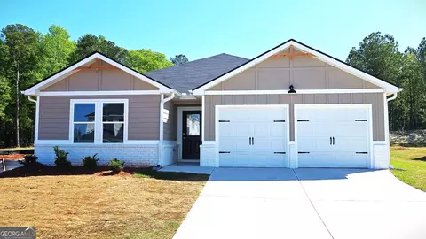 136 Percheron Rd #25, Hogansville, GA 30230