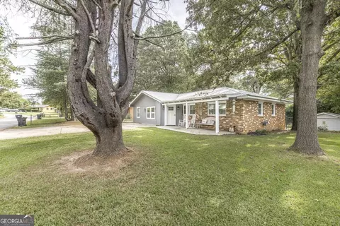 209 Randy Cir, Warner Robins, GA 31088 photo 5
