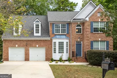 746 Deer Run Dr, Stone Mountain, GA 30087