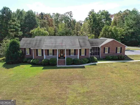 2977 Deep Creek Rd, Bowman, GA 30624