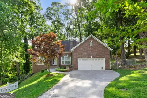 1058 Clifton Cir SE, Smyrna, GA 30080