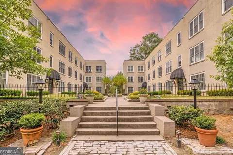 30 Collier Rd NW #10, Atlanta, GA 30309