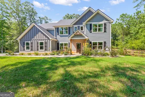 234 Hampton Rd, Fayetteville, GA 30215