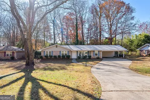 11160 Crosshaven Dr, Roswell, GA 30075