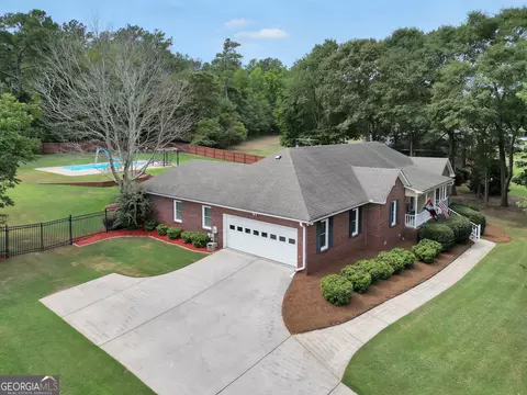 131 Salem Ridge Dr, Mcdonough, GA 30253