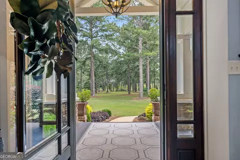 Entry Way - 1015 Eagle Feather Trl, Perry, GA 31069 photo 3 of 15