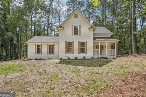 170 N Fayette Dr, Fayetteville, GA 30214