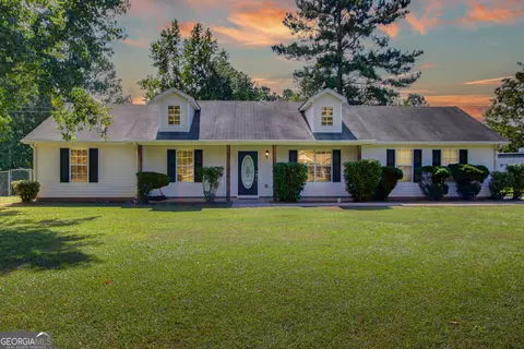 114 Floresta Dr, Mcdonough, GA 30252