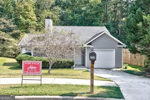 6618 Saganaw Dr, Rex, GA 30273