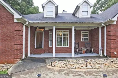 1133 Flat Rock Rd, Covington, GA 30014 photo 4