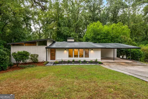 Exterior - 3036 Hathaway Ct, Chamblee, GA 30341 photo 7 of 15