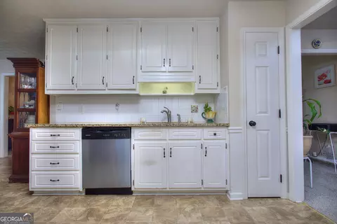 65 Vintage Dr, Covington, GA 30014 photo 13