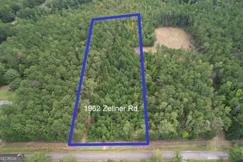 1962 Zellner Rd, Forsyth, GA 31029