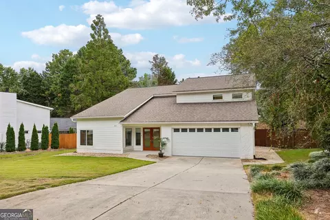 977 Muirfield Dr, Marietta, GA 30068