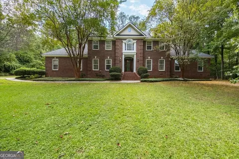 139 Westchester Dr, Macon, GA 31210