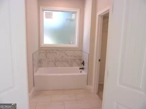 506 Camelot Dr, Lagrange, GA 30241 photo 6