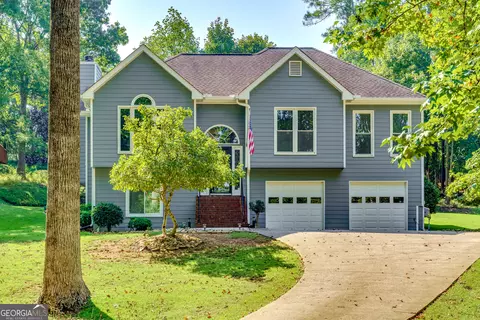 2335 Peachtree Rd, Cumming, GA 30041